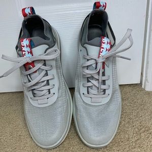 Bala Twelves Shade Gray Nurse Shoes